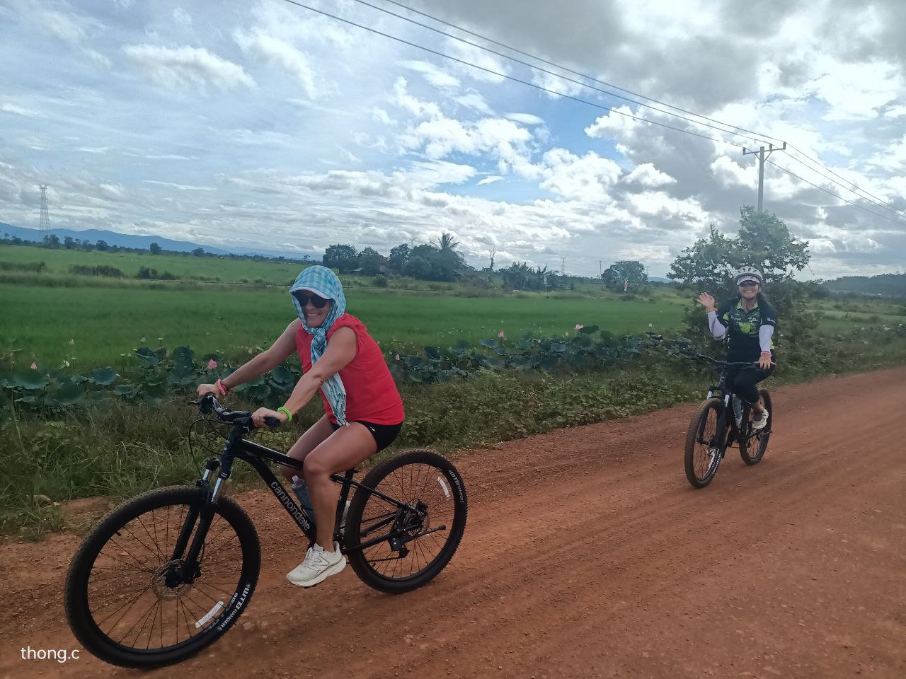 Phnom Penh to Siem Reap E-Bike Tour: Ultimate 4-Day Cambodia Cycling Adventure